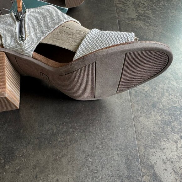 Toms Majorca Cutout Heeled Sandal - Picture 2 of 4